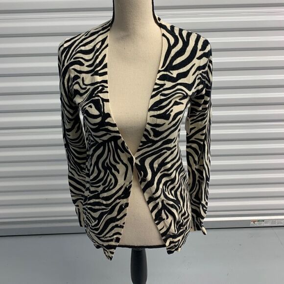 NWT Forever 21 Cardigan  - Picture 1 of 4